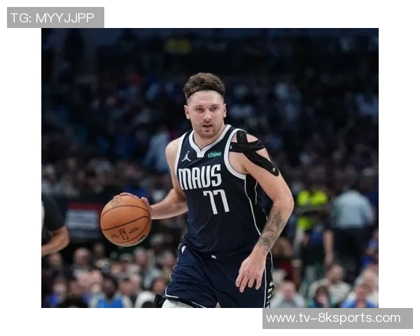 艾顿分享东契奇圣诞礼物喜悦瞬间感谢圣诞老人带来的惊喜