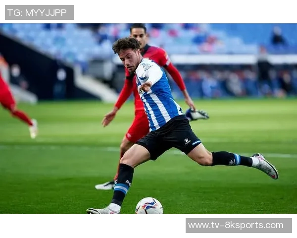 麦卡状态下滑原因解析:四年高强度比赛与新援磨合成挑战 麦卡状态下滑原因解析:四年高强度比赛与新援磨合成挑战